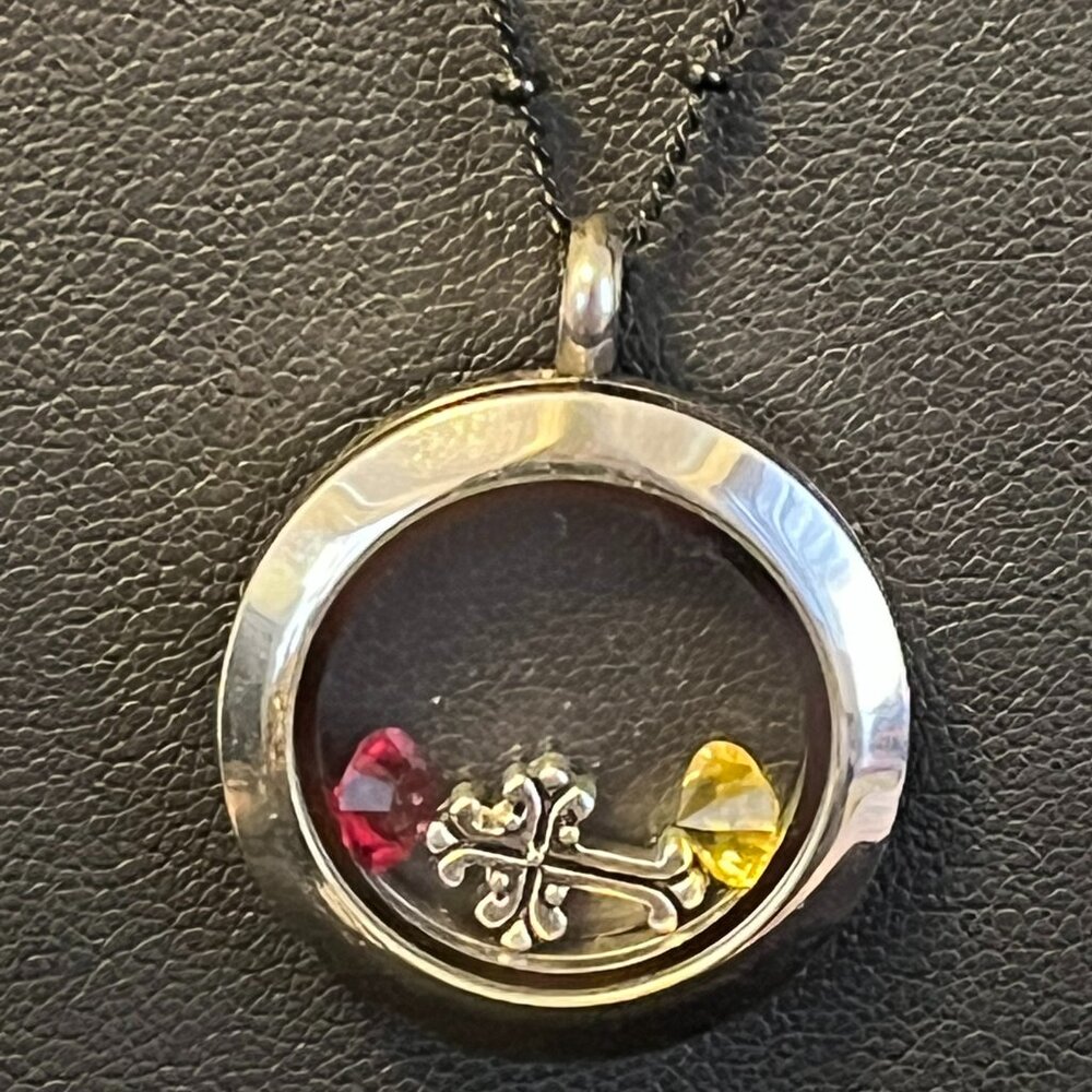 Vintage Origami Owl Locket Pendant w/ Adjustable Chain and 3 Charms